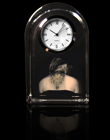 Tattoo Einzelporträt - Uhr, Glas rund – GLASFOTO.COM
