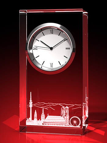 München Silhouette - Uhr, Glas eckig (50 x 95 x 35) – GLASFOTO.COM